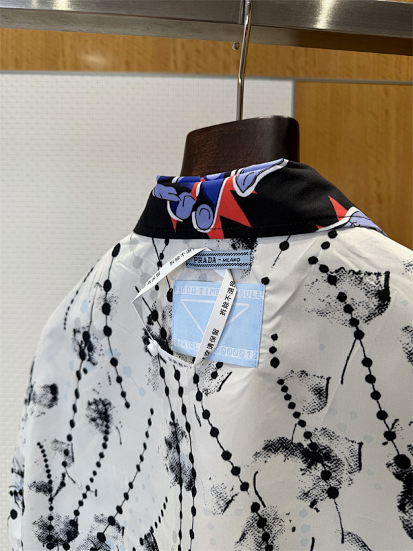 Double-Sided Print Short Sleeve Shirt · 3