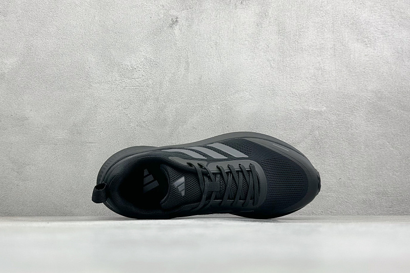 zhenhui-Adidas Super Nova 7