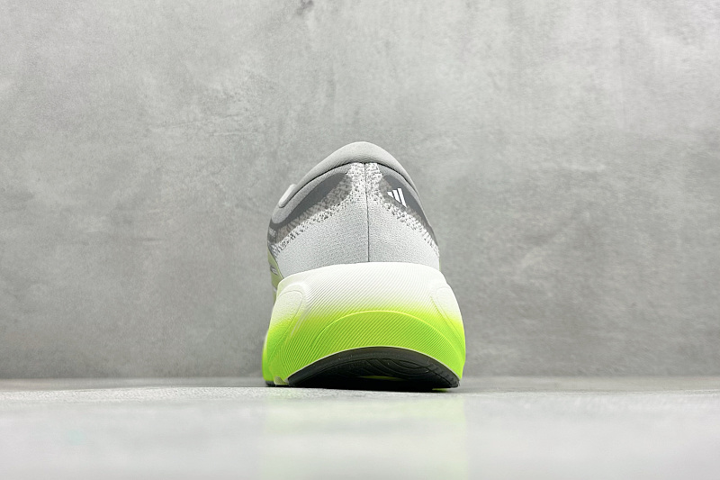 zhenhui-Adidas Supernova Rise 3 4