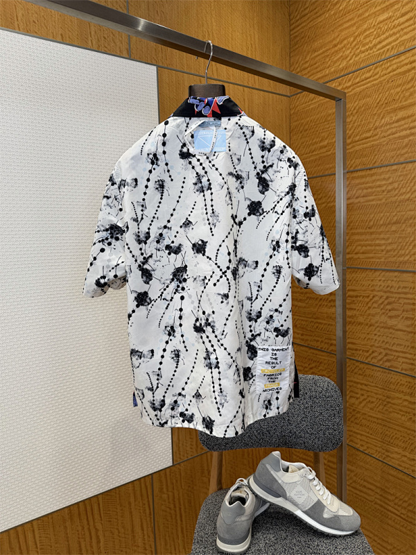 Double-Sided Print Short Sleeve Shirt · 5