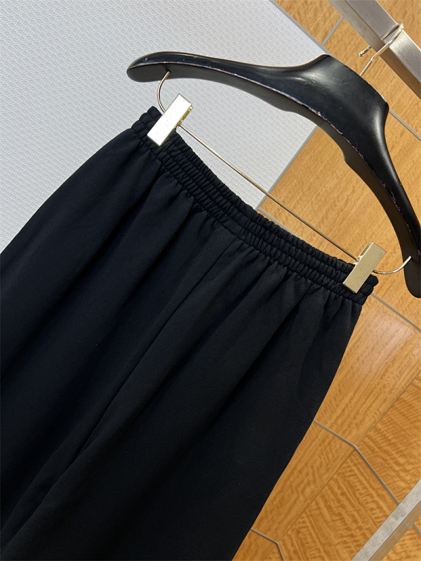 Wide Leg Drawstring Casual Sweatpants · 5