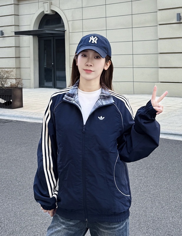 Double-Sided Collar Jacket · 6