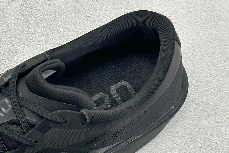 Zhenhui- Adizero Adios 10 2