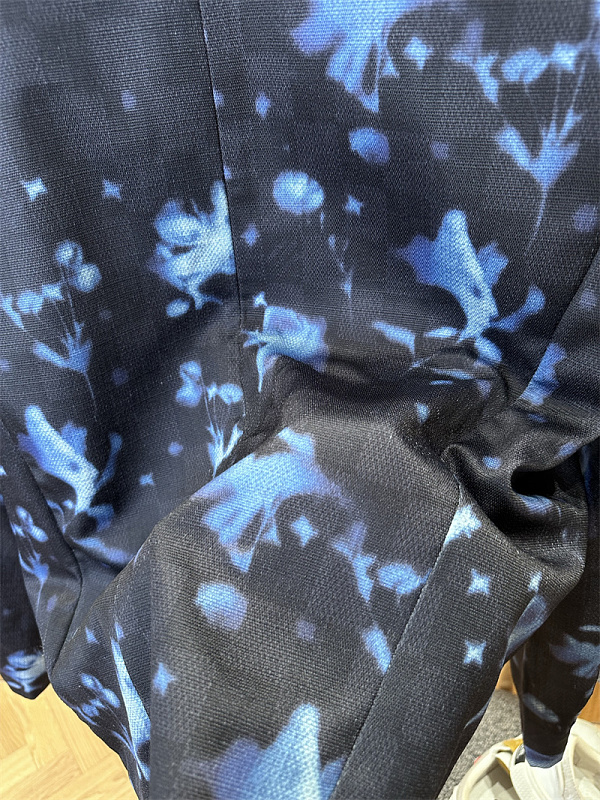 Tie-Dye Floral Collarless Blazer · 3