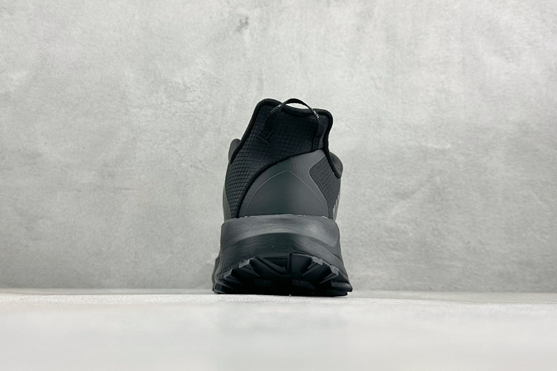 zhenhui-MAMMUT Saentis-3030-05080-0001-1075 · 4