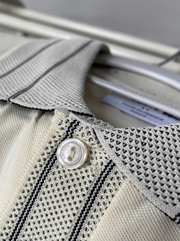 Bozai Polo · 4