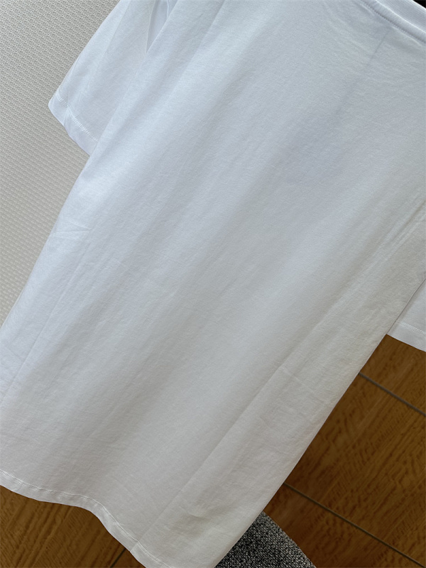 Af-1571- Anagram T · 3
