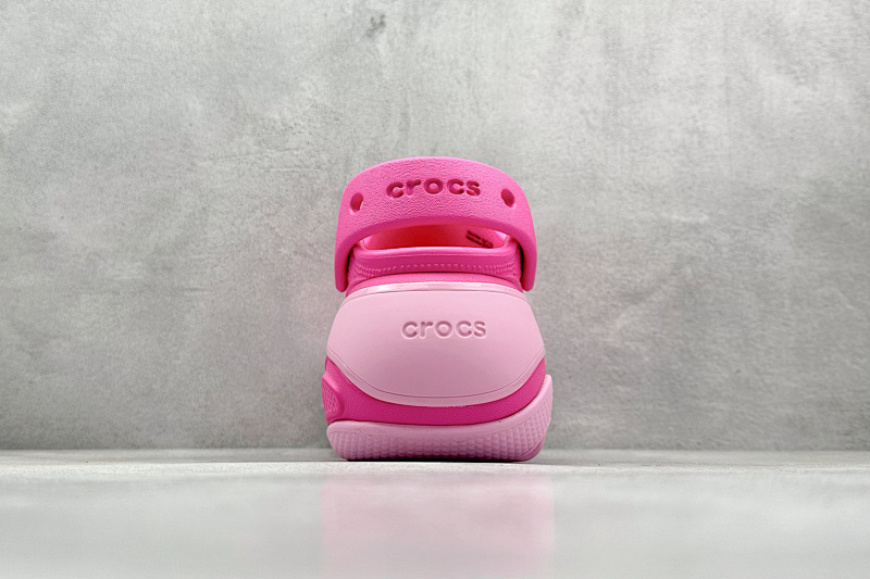 Zhenhui- Crocs · 4