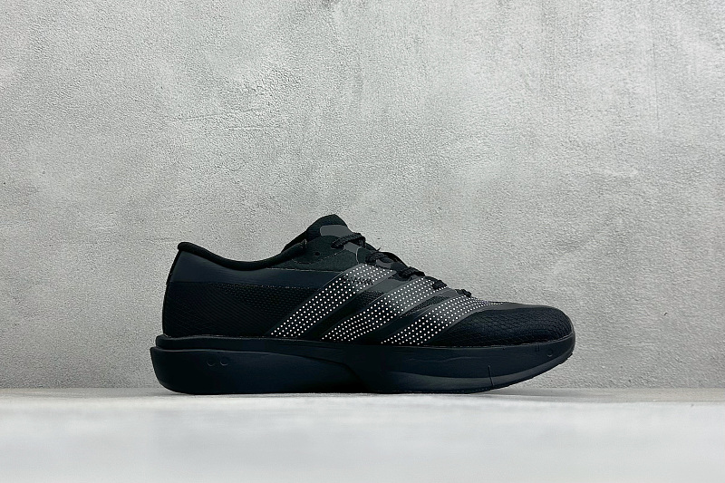 Zhenhui- Adizero Adios 10 8