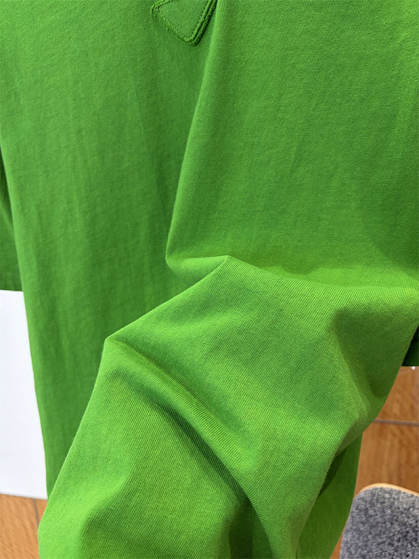 Triangle Badge Crew Neck T-Shirt · 3