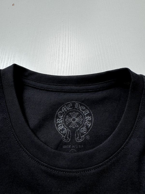 Horseshoe Print Short Sleeve T-Shirt · 4