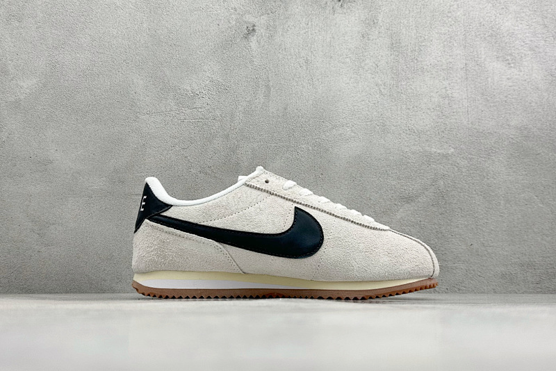 Zhenhui- Nike Cortez 8