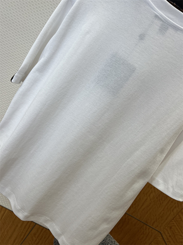 Floral Print Sleeve Leather Tag T-Shirt · 4