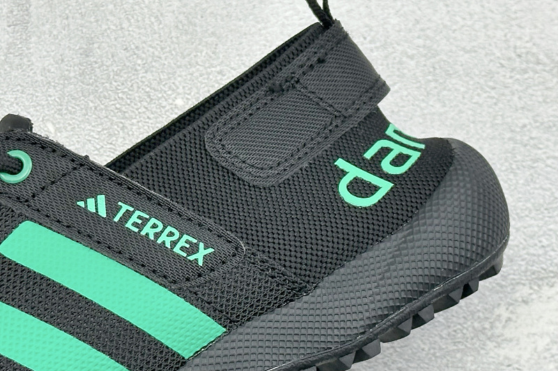 Zhenhui- Adidas Climacool Darora Two 13
