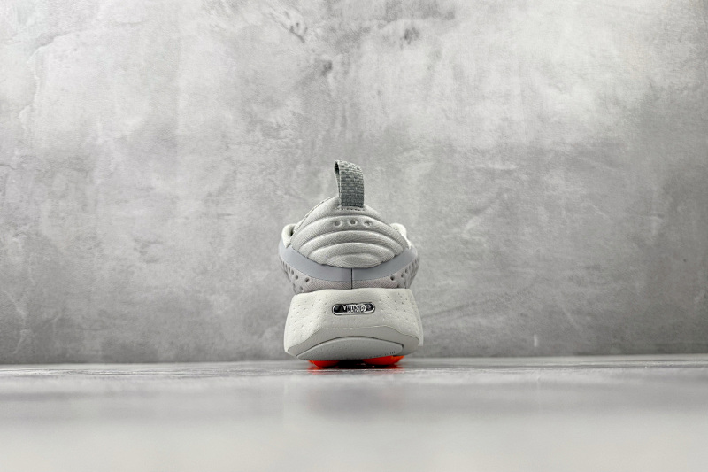 Zhenhui- Nike Mind 002 - 003