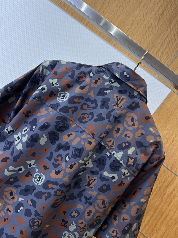 Floral Short Sleeve Shirt · 4