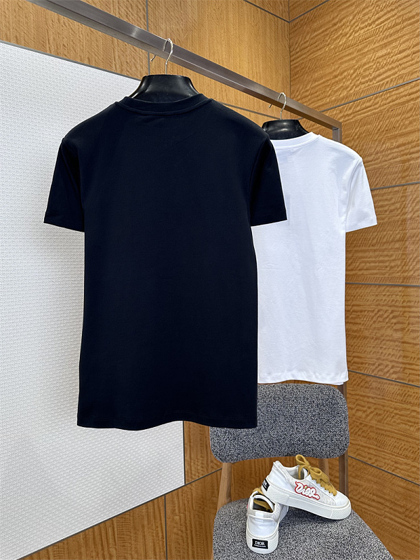 Print Short Sleeve T-Shirt · 4