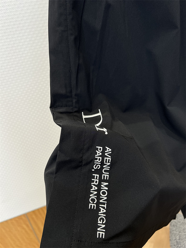 Fitted Casual Shorts · 6