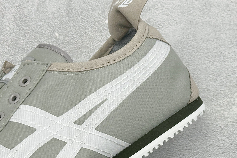 Zhenhui- Onitsuka Tiger Mexico 66 Paraty Slip On