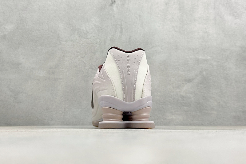 Zhenhui- Nike Shox Z 4