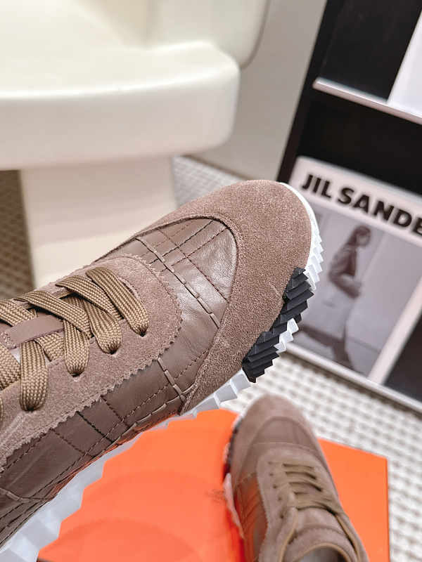 66060389 RX运动鞋，35-45 · 2