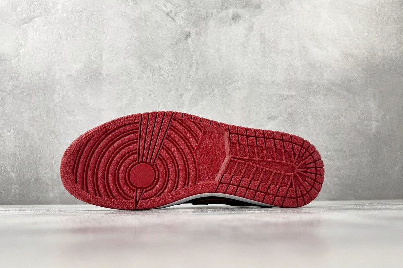 zhenhui-Jordan Air Jordan 1 Retro OG"Banned" · 6