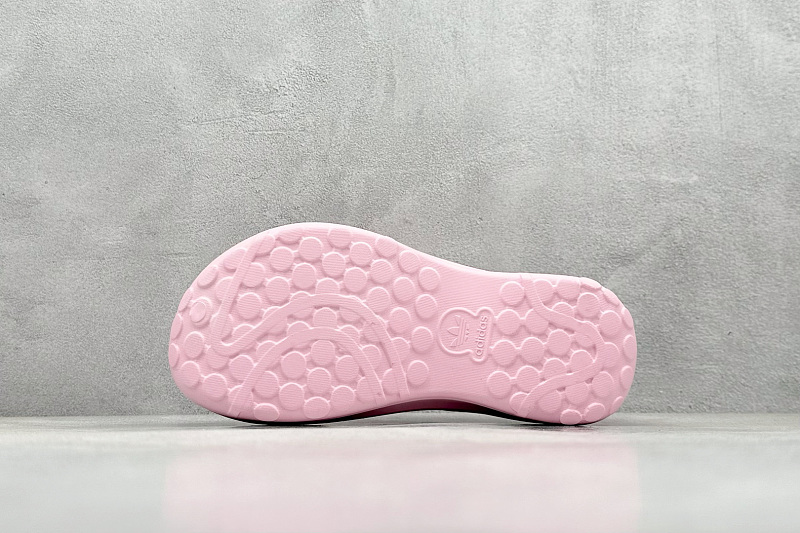 zhenhui-Hello Kitty × Adidas Originals AdiFOM StanSmith Mule 6