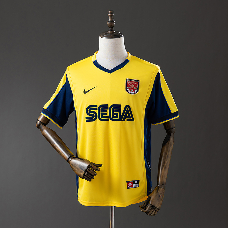 wanban-Retro Arsenal 99/00 Away 2