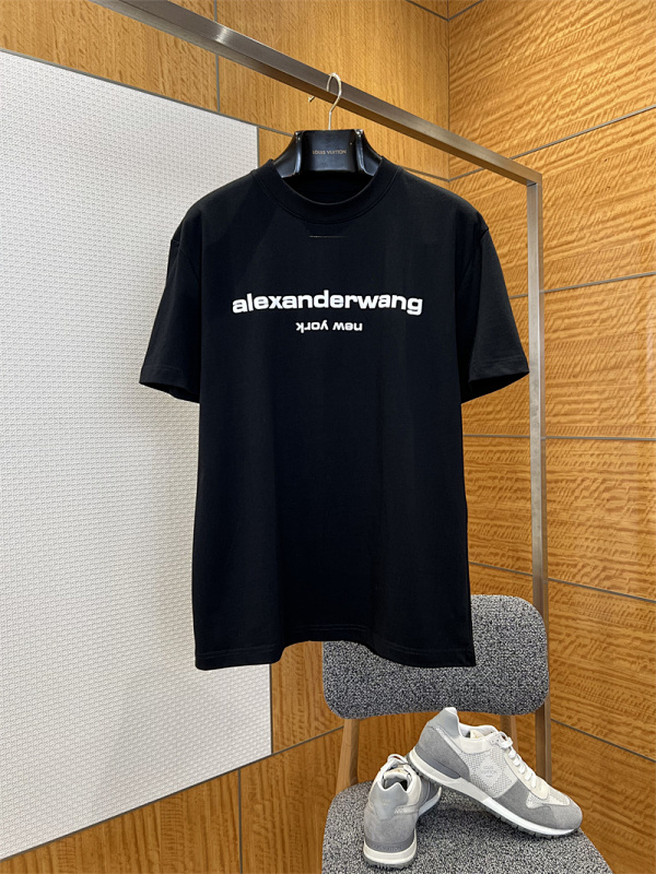 Short Sleeve T-Shirt · 3
