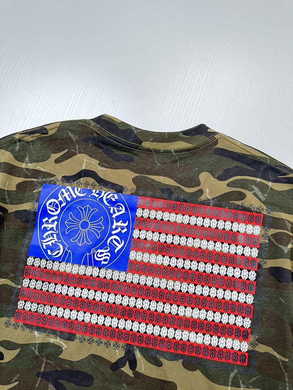 Horseshoe Short Sleeve T-Shirt · 2