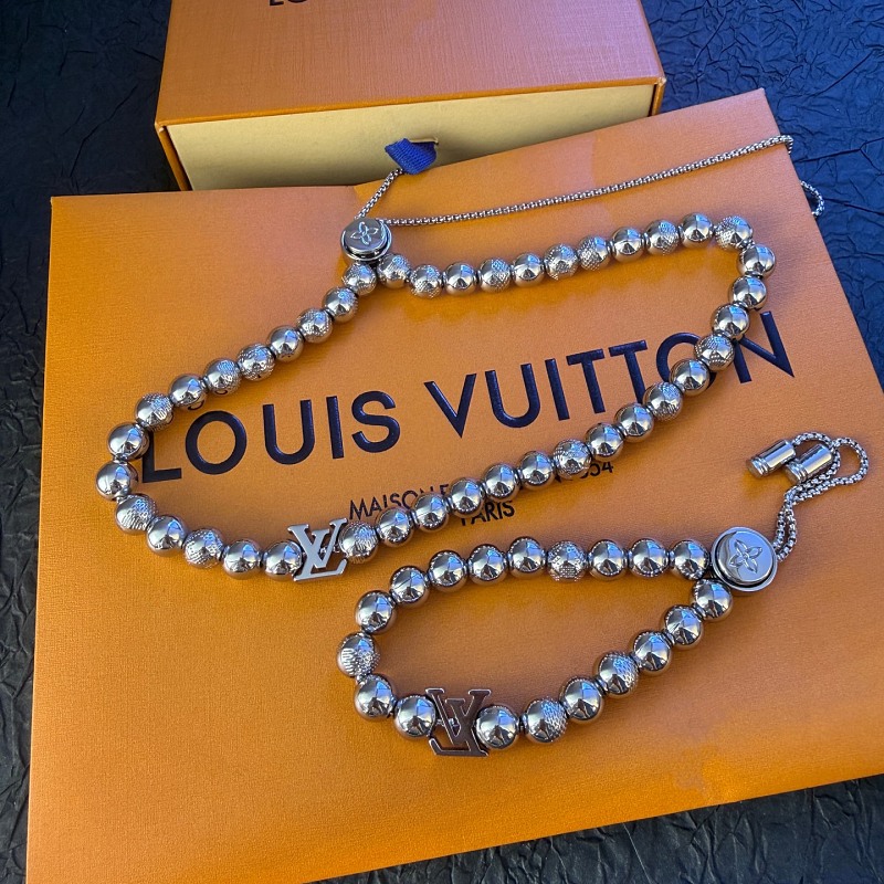 Necklace & Bracelet Set 6