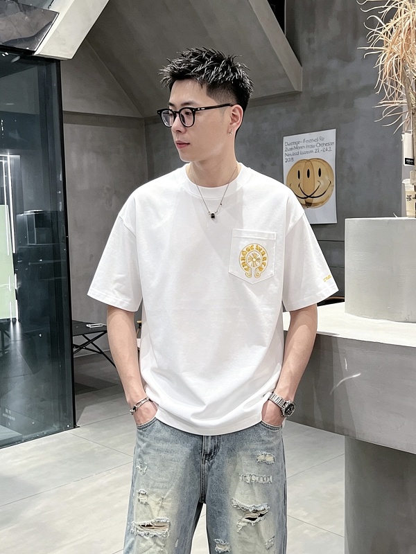 Short Sleeve T-Shirt · 3