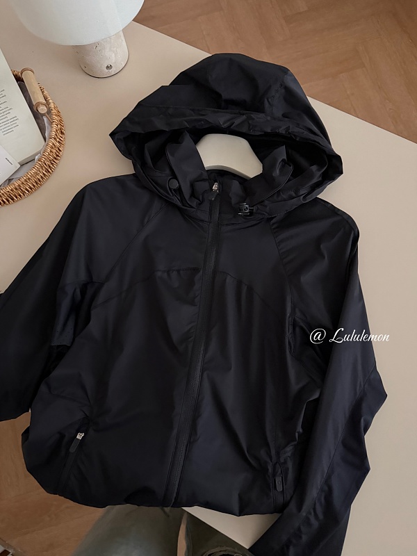 Lululemon Lightweight Breathable Sunshirt 6