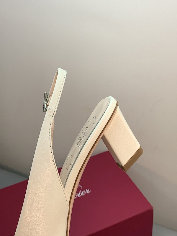 Yicheng · 5