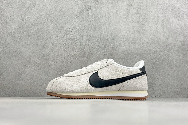 Zhenhui- Nike Cortez 9