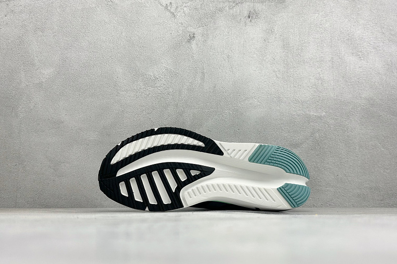 zhenhui-Adidas Adistar 4 6