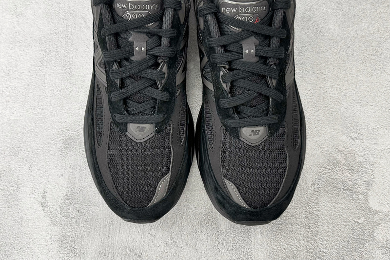 Zhenhui- New Balance NB 990 V6 · 4