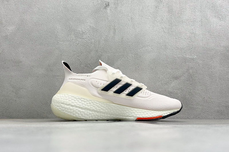 zhenhui-Adidas UltraBoost 21 8