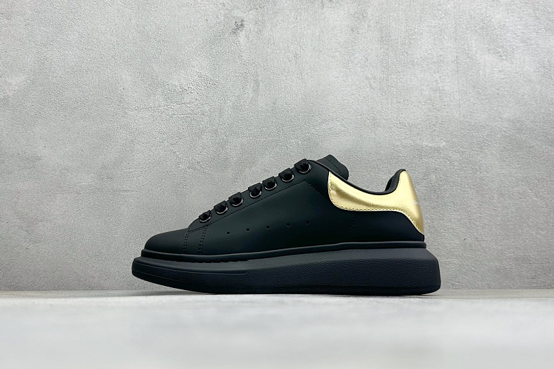 zhenhui-Alexander McQueen 9