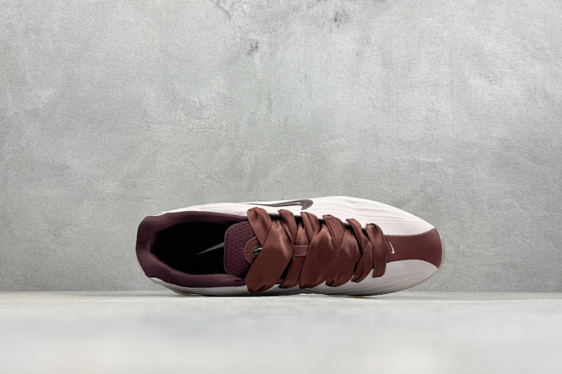 Zhenhui- Nike Shox Z 7