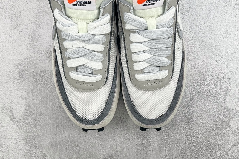 zhenhui-Sacai X Nike Waffle 3