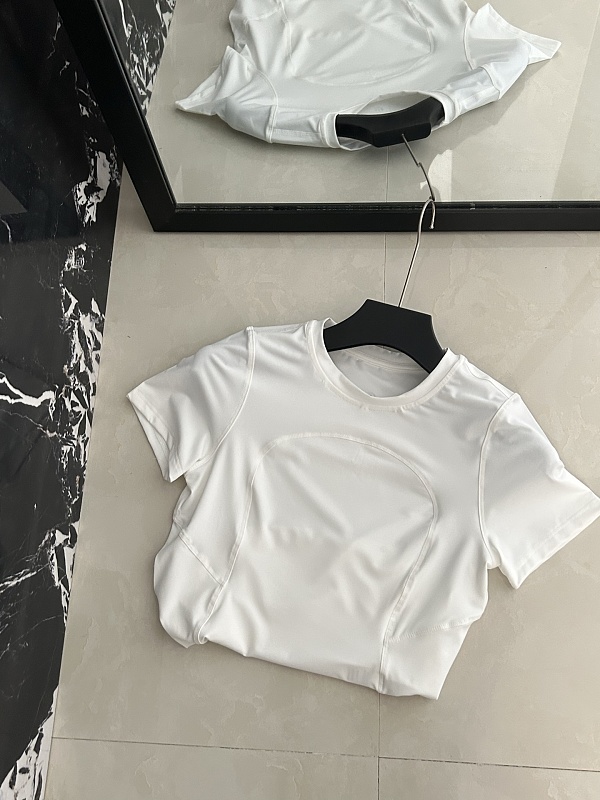 Lululemon Solid Casual Sport Crew Tee 4