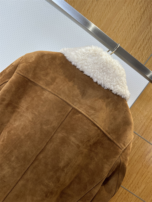 Fur Collar Pocket Leather Jacket · 5