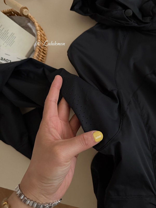 Lululemon Lightweight Breathable Sunshirt 3