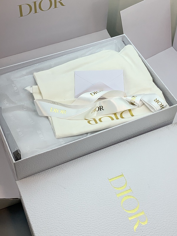 Yicheng · 4
