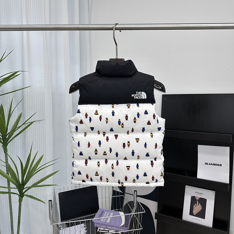 The North Face Children Vest · 5