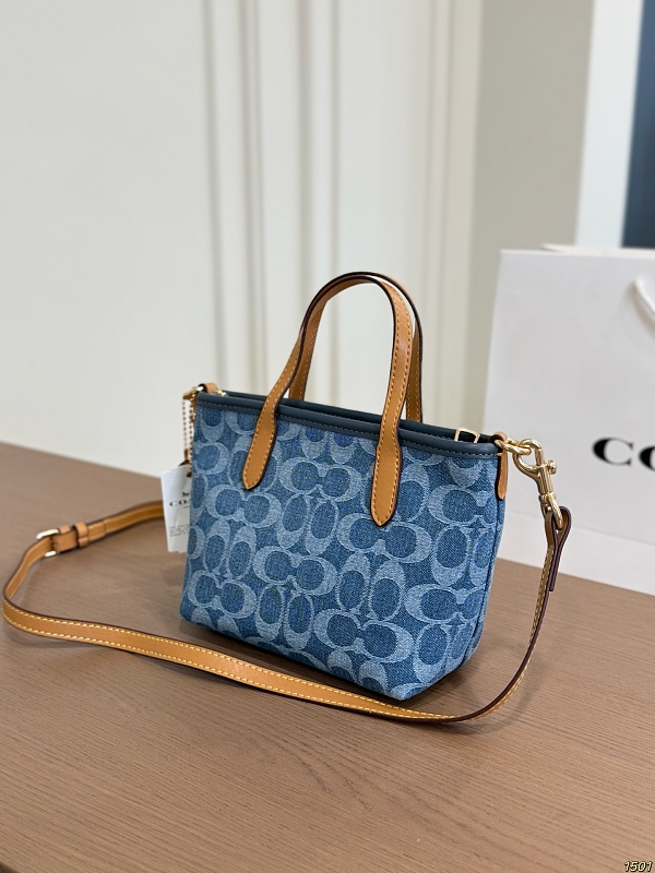 Xinxin Coach 16*14cm 3