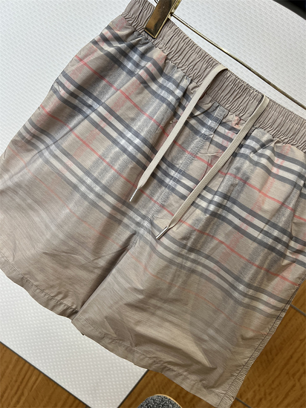 Check Drawstring Casual Shorts · 6