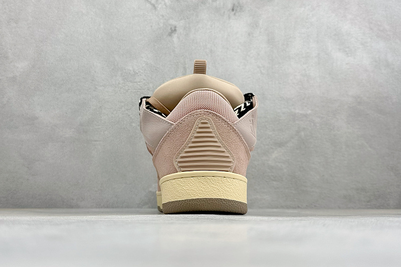 Zhenhui- Lanvin Curb · 4