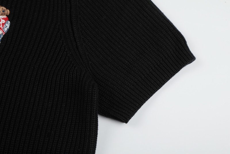 Xiuyu Polo， · 5
